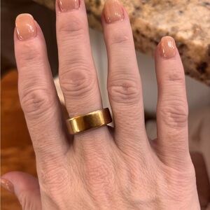 Gold Oura 4 ring size 8.